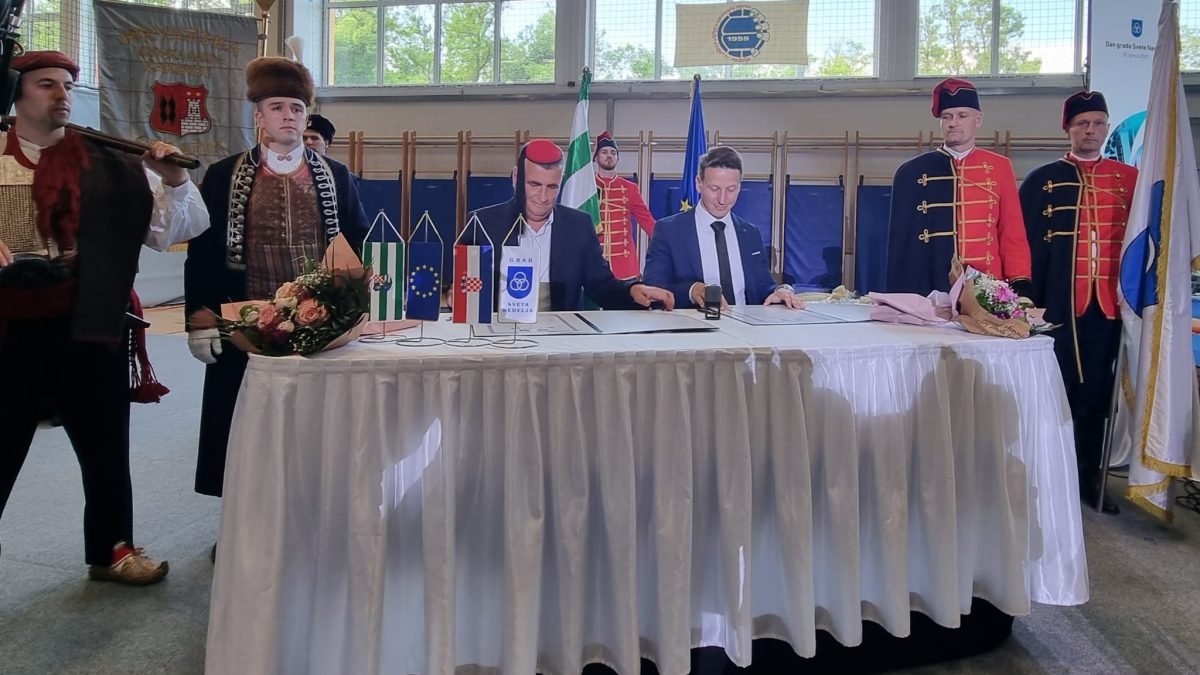 SVETA NEDELJA
